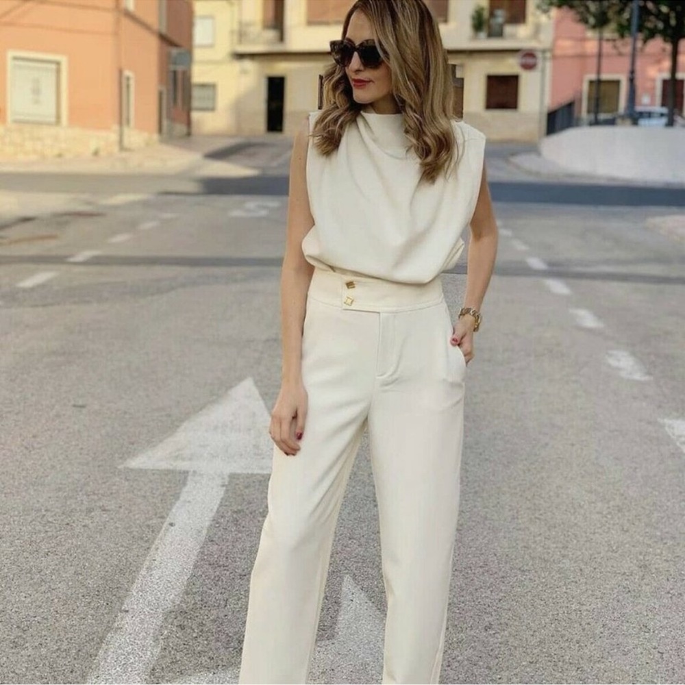 ZARA HIGH WAISTED DETAIL PANTS
